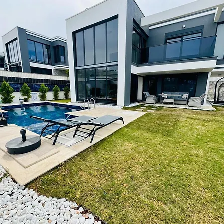 Vilă Spacegardenvillas
